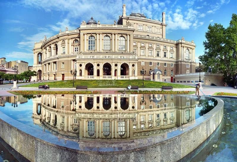 Historical Gems of Odessa: A Walk Through the Oldest Streets of the City