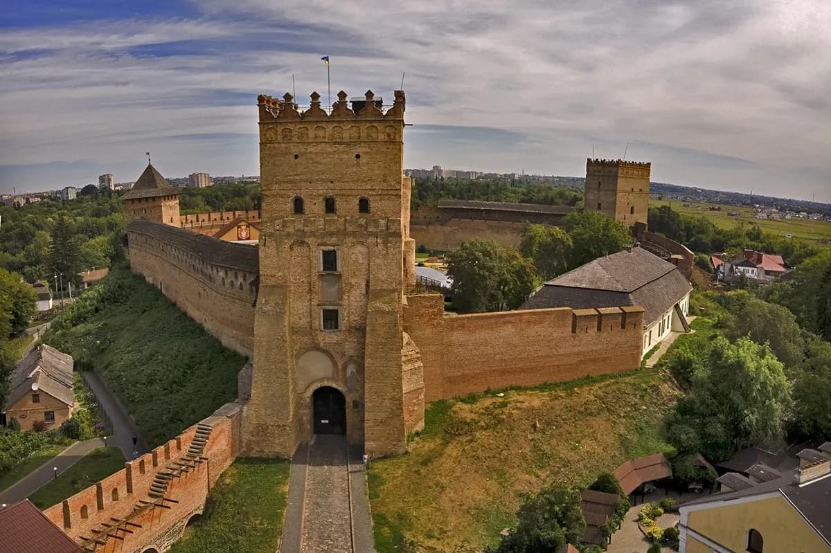 Середньовічний Луцьк: відвідування замку Любарта